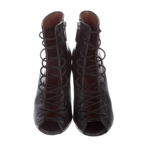 GIVENCHY Leather Eyelet Trim Sandals Size: 6.5 - Picture 3 of 5